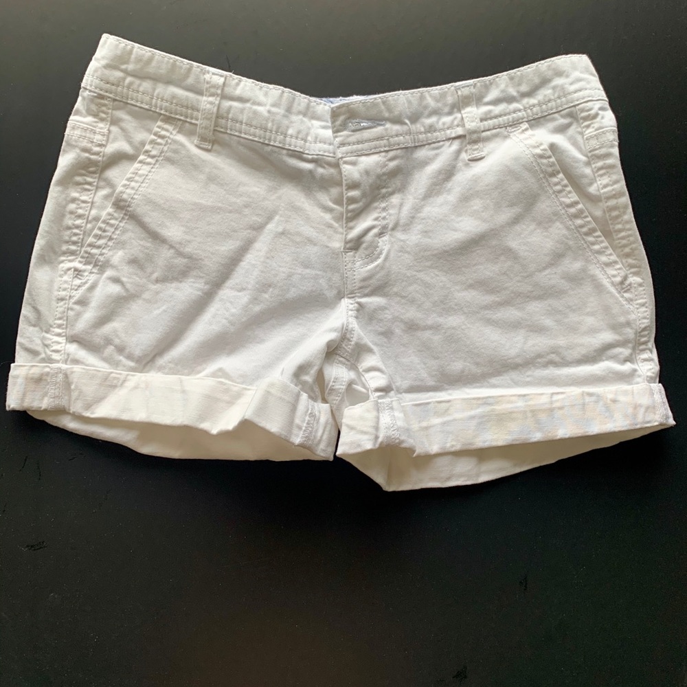 White aeropostale  short shorts size 0